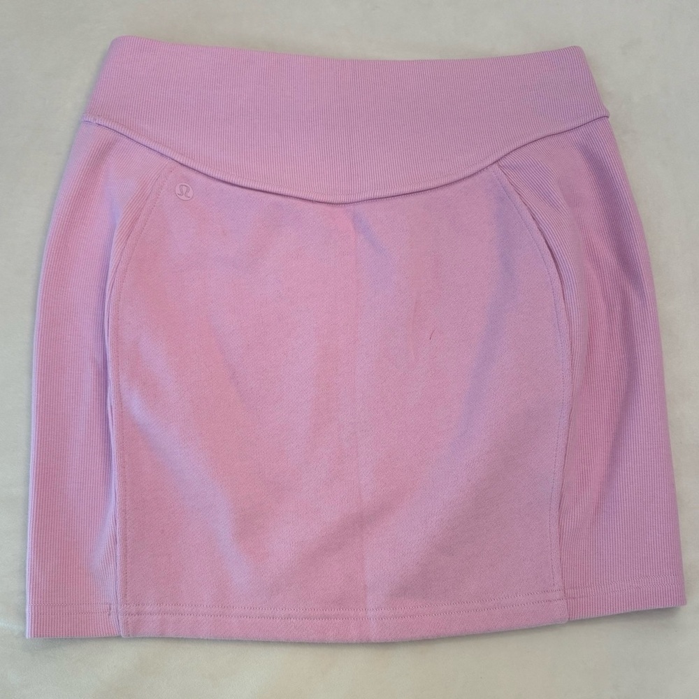 NWT! Lululemon Scuba High Rise Mini Skirt, sz M - Picture 3 of 6